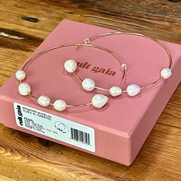 🌺🎉HP🎉🌺 NWT Cult Gaia Nubia XL Baroque Pearl Earrings - Picture 4 of 16